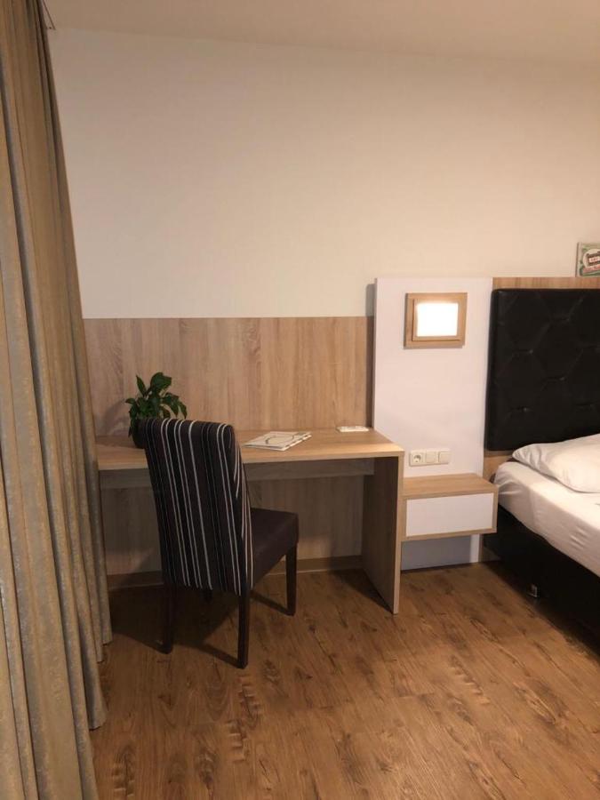 Gastehaus Penny Rooms N Hallein Zewnętrze zdjęcie